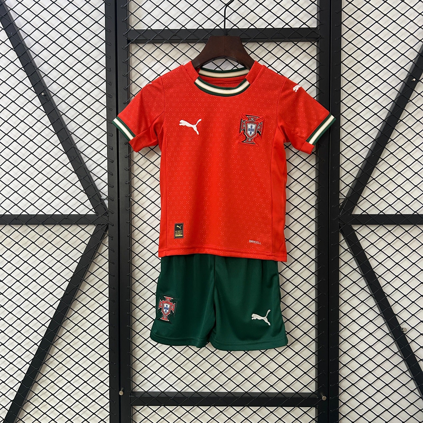 25/26 Ensemble Enfant Portugal - L'Univers du Maillot