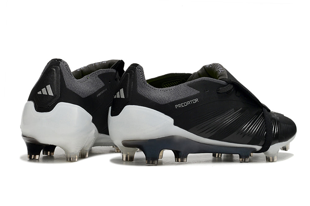 Crampons PREDATOR ACCURACY FG BOOTS - L'Univers du Maillot