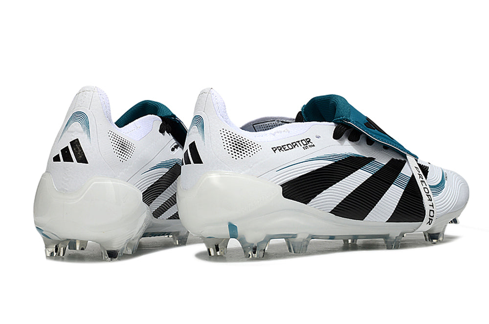 Crampons PREDATOR Elite ACCURACY BOOTS - L'Univers du Maillot