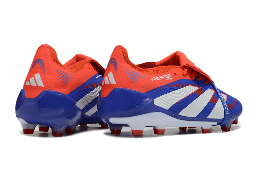 Crampons PREDATOR ACCURACY+ FG BOOTS