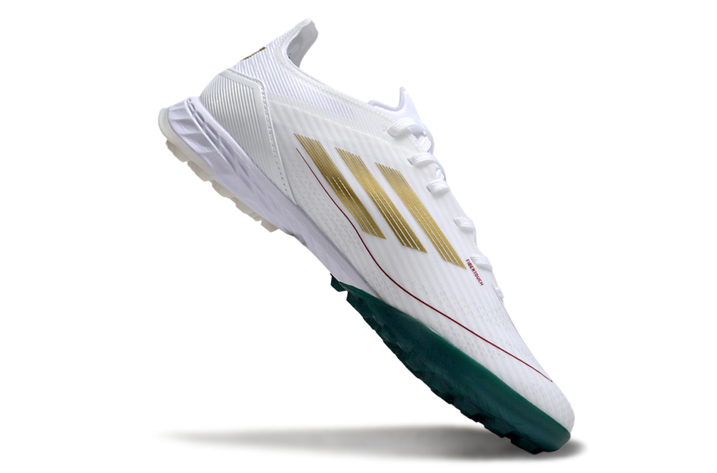 Crampons F50 PRO TF - L'Univers du Maillot