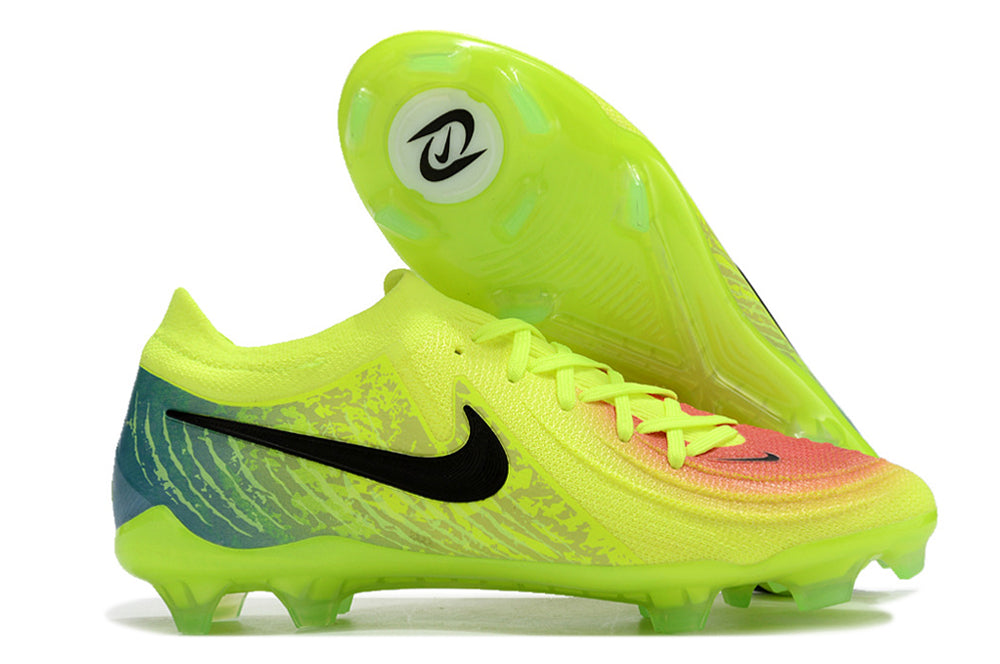 Crampons PHANTOM LUNA ELITE FG - L'Univers du Maillot