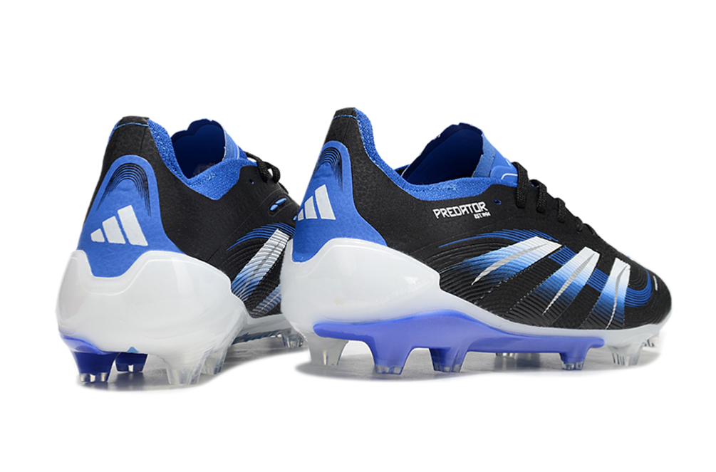 Crampons PREDATOR ACCURACY FG BOOTS
